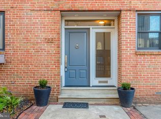 733 Bradford Aly, Philadelphia, PA 19147