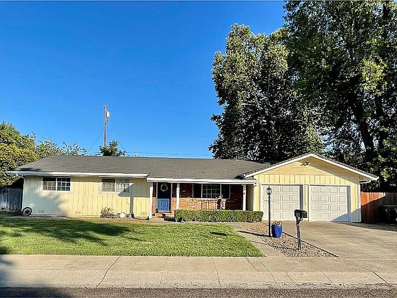3rd image of 260 Gurnsey Dr