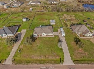 4227 Wagonwheel Rd, Bryan, TX 77808