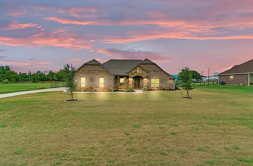 217 Maverick Ct Photo 1