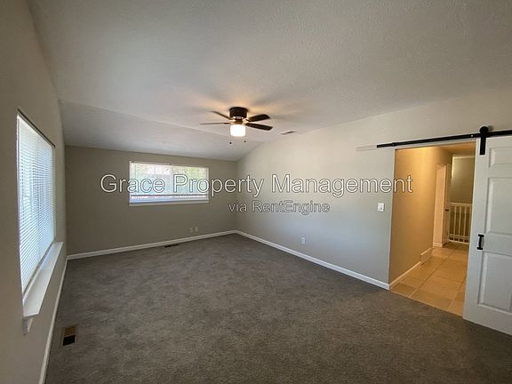 3rd image of 636 Tennyson St