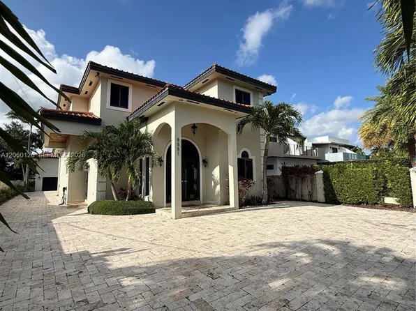 8881 SW 28th St, Miami, FL 33165