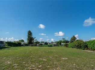 2823 Summit Dr, Sebring, FL 33870