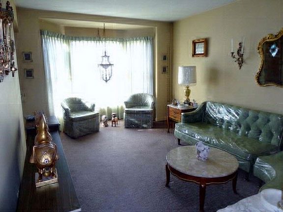 3rd image of 3939 N Plainfield Ave