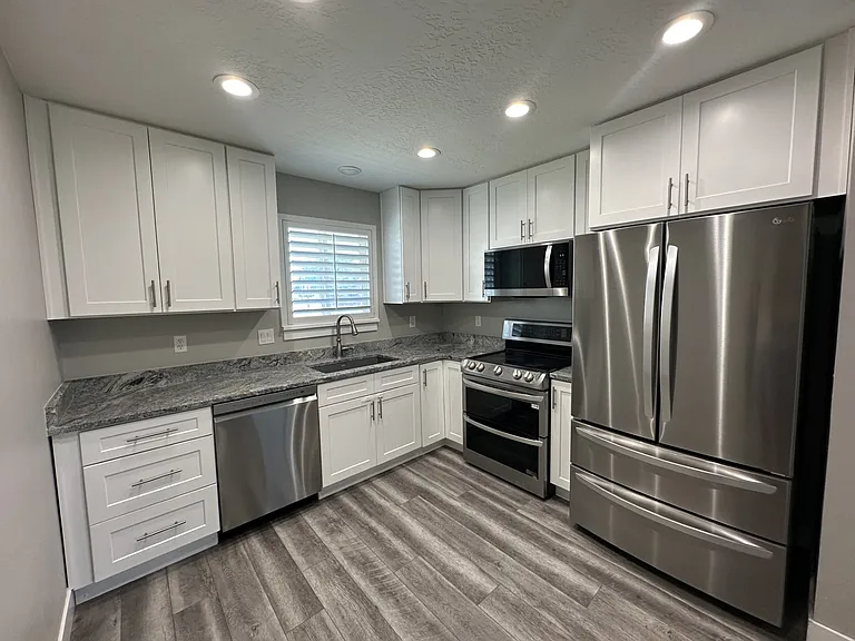 430 N 1000 E #1 — Photo 1