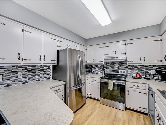 2nd image of 298 learn road