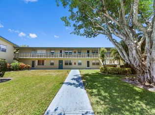 111 Dorchester E UNIT 111, West Palm Beach, FL 33417