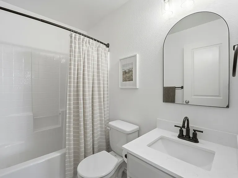 409 Noquet Ct — Photo 6
