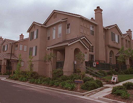 1st image of 4074 Skylark Ln Unit 4074