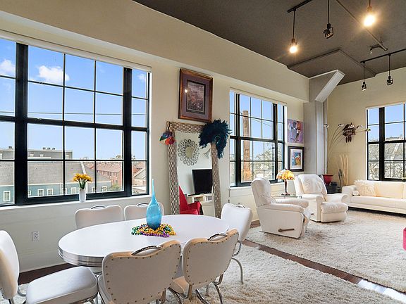 5th image of 1201 Canal St APT 373