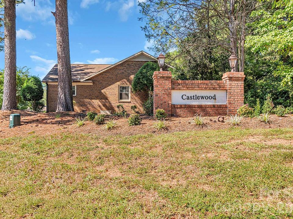 1st image of 602 Colby Cir