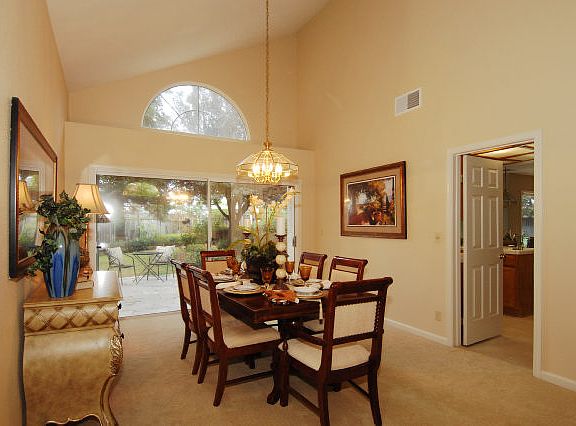 3rd image of 17415 Cristina Ct