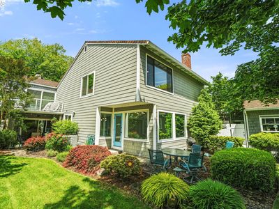 570 N Hayden Bay Dr, Portland, OR, 97217