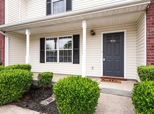 955 Ruch Ln, La Vergne, TN 37086