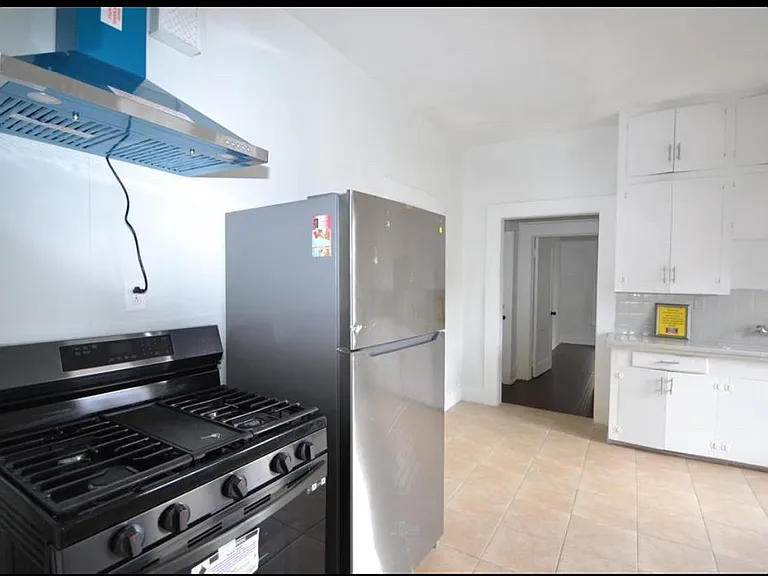 1517 Bonnie Brae St #4 — Photo 11