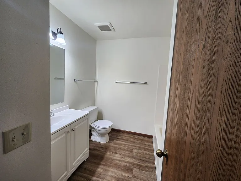 230 North St — Photo 14