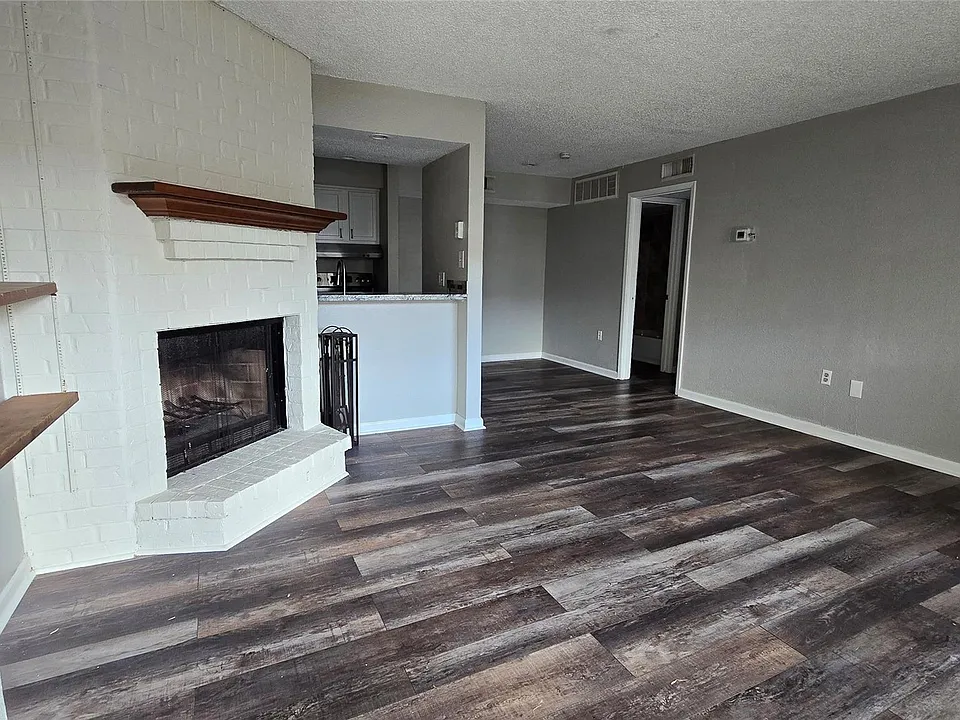 250 El Dorado Blvd #253