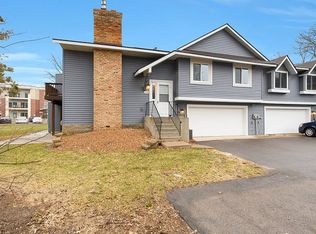 11326 Martin St NW, Coon Rapids, MN 55433