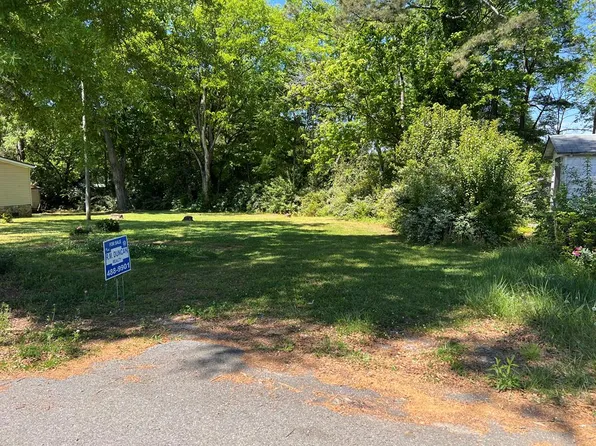 1219 N Granard St, Gaffney, SC 29341