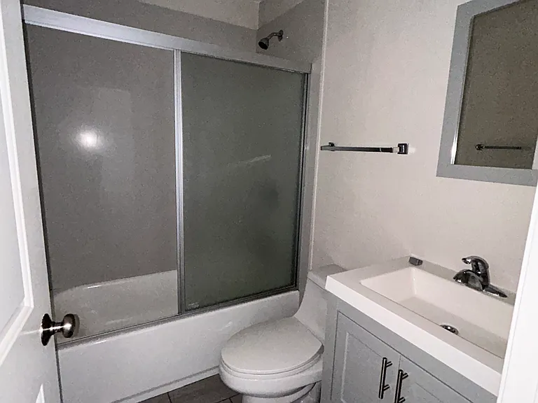 12 San Pablo Ave #24 — Photo 2