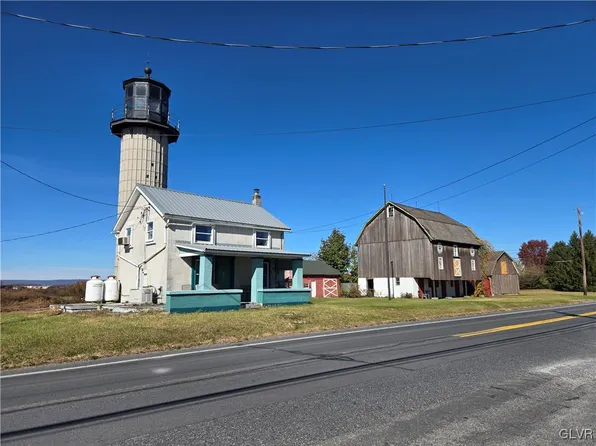 7399 Kernsville Rd, Orefield, PA 18069