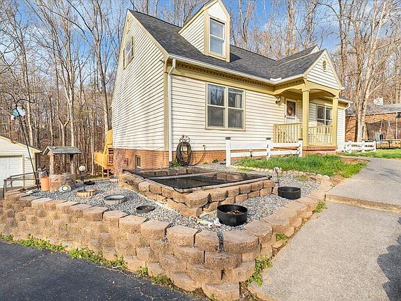 2nd image of 108 Concord Ct