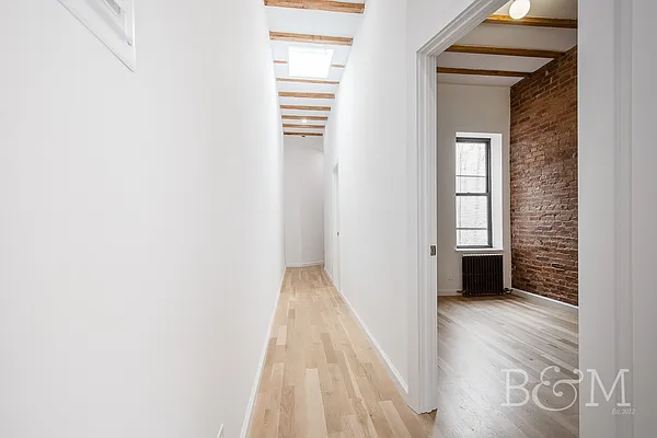 Rented by Brick&Mortar | media 22