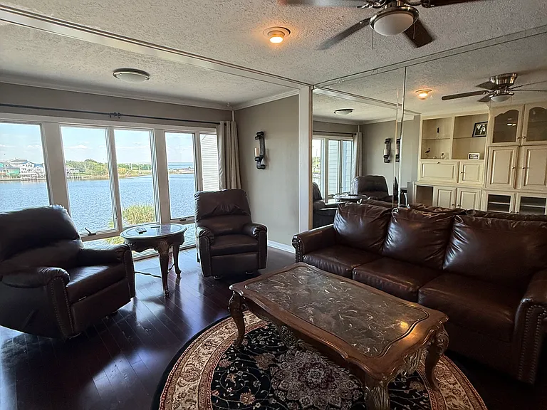 560 Pleasure Island Blvd #310 — Photo 3