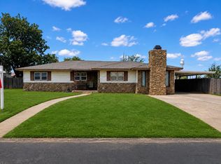204 Wilson St, Sudan, TX 79371