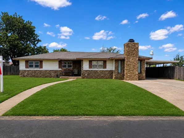 204 Wilson St, Sudan, TX 79371