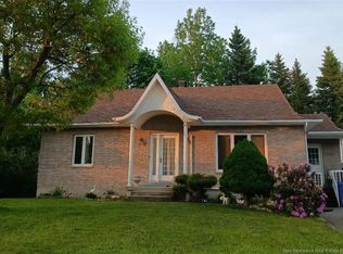 1071 Misho St, Beresford, NB E8K1H5