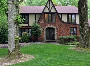 8231 Old Post Rd E, East Amherst, NY 14051