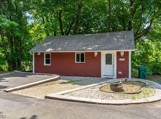 132 Sparta Ave, Newton, NJ 07860