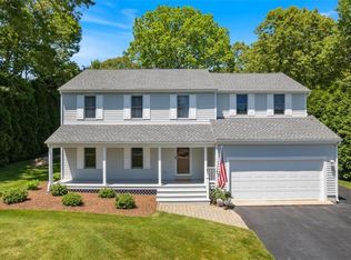 29 Sycamore Dr, Westerly, RI 02891