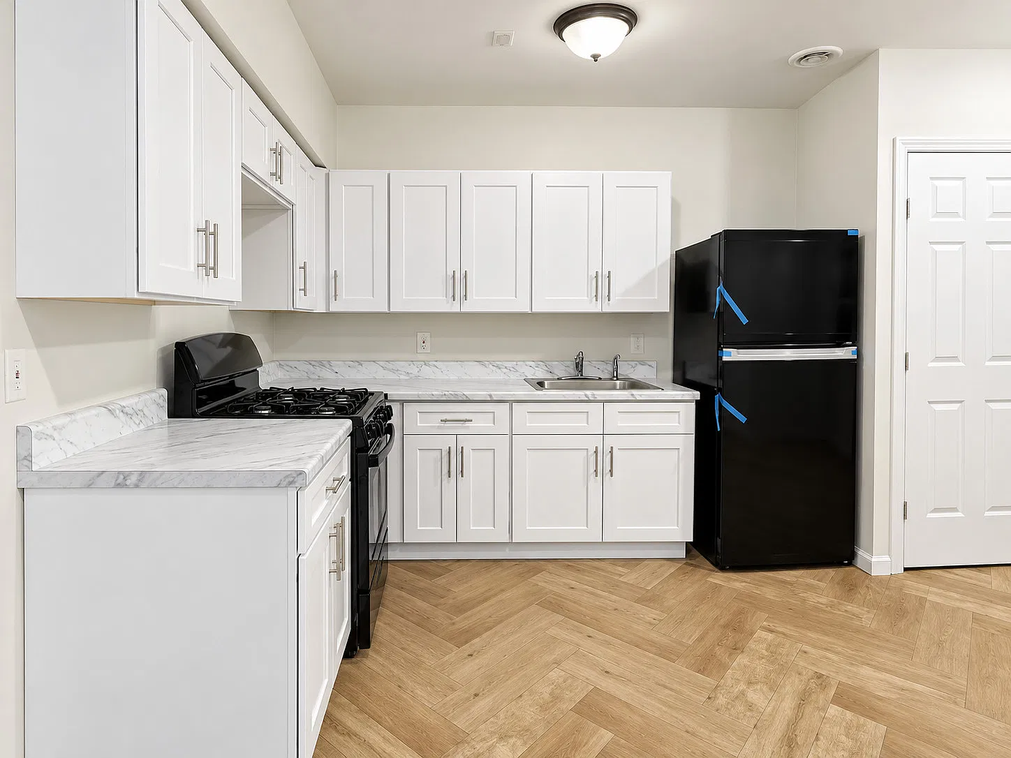 2 bed, 1400 sqft, $1,550 — Photo 4