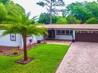 11503 Lake Ridge Rd, Tampa, FL 33618