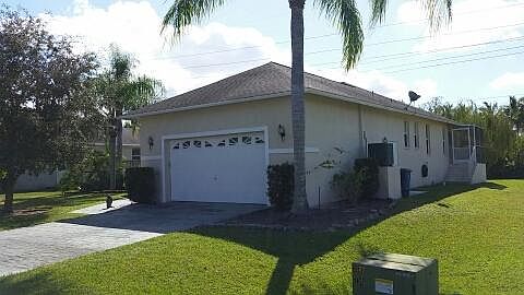 3rd image of 8821 Woodgate Dr
