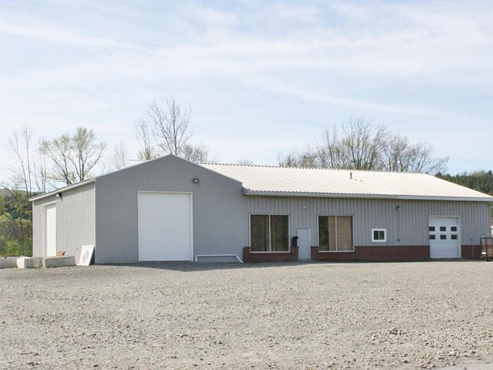 1st image of 13 Evergreen Ln