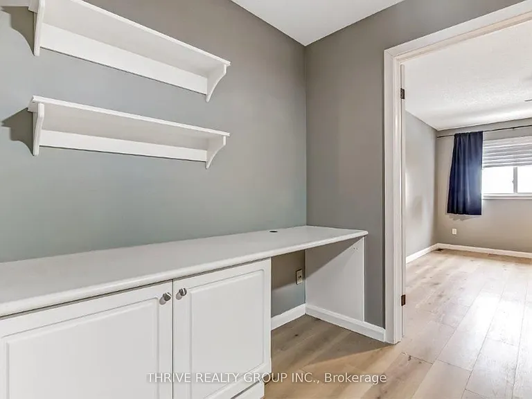 609 Colborne St #2 — Photo 11