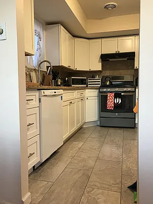 Rented by Cyclone Realty | media 1