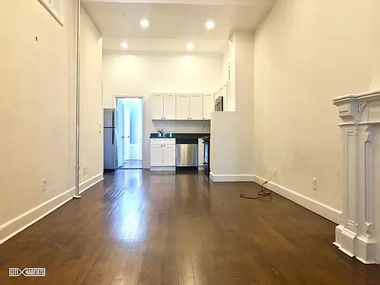 Rented by Citi Habitats | media 3