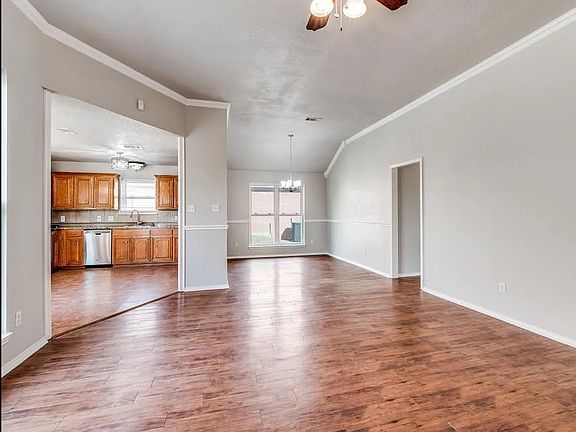 5th image of 942 Jacobs Crossing Ct