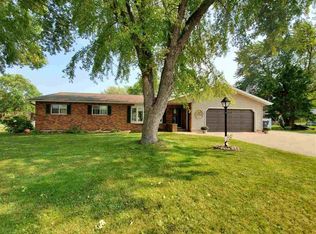 725 N Cherry Ave, Marshfield, WI 54449