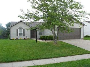 162 Brixton Woods Dr E, Pittsboro, IN