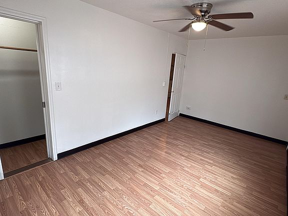 2nd image of 425 Avenue L NE