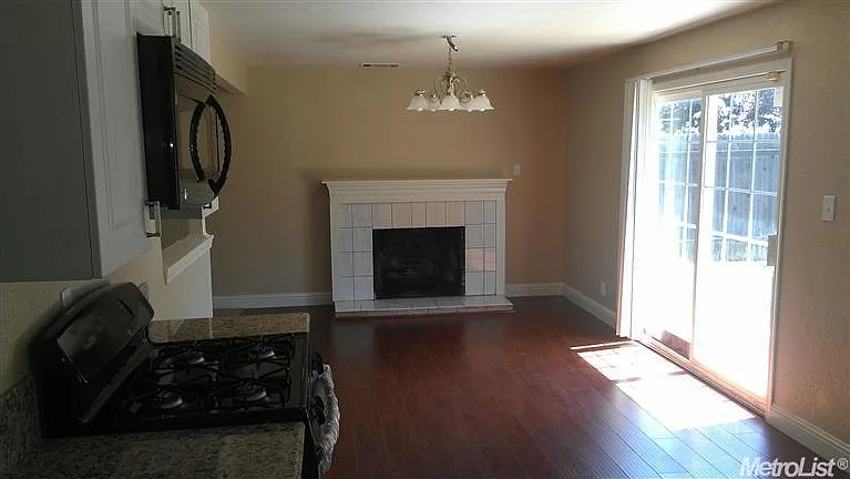 3400 Jola Cir photo 1