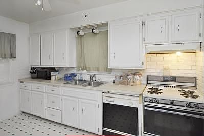 4th image of 1642 Berkley Ave SW