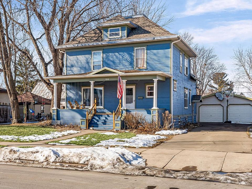 1st image of 1315 McLean AVENUE