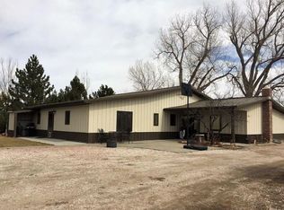 407 E 4th St, Oshkosh, NE 69154