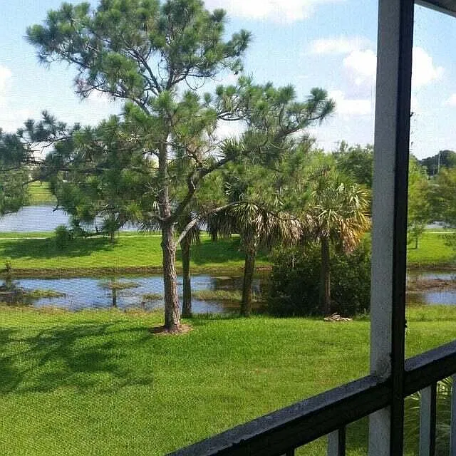 1500 SE Royal Green Cir #204